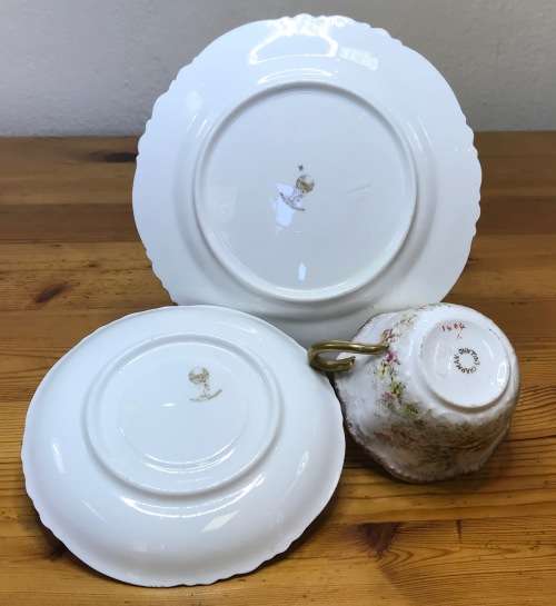 DAVID CHAPMAN and SONS LONGTON ENGLAND TEA SET 6 x TRIO`s CAKE PLATE MILK SUGAR FOXGLOVE FLOWERS!!!!
