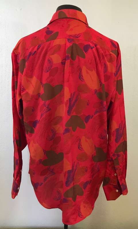 SILK SHIRT 100% PURE IMPORTED ITALIAN DESIGN LONG SLEEVE COLLARED UNBELIEVABLE BLEND of RED COLOURS!