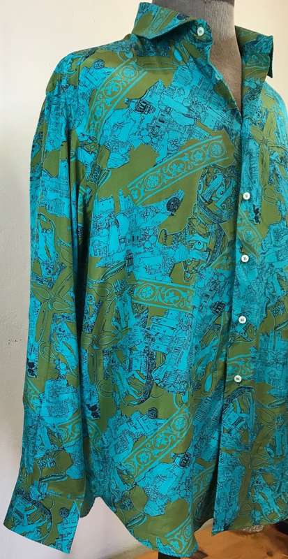 SILK SHIRT 100% PURE IMPORTED ITALIAN DESIGN LONG SLEEVE COLLARED UNBELIEVABLE BLEND of BLUE COLOURS