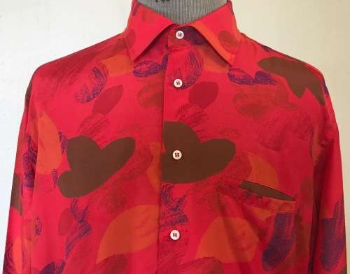 SILK SHIRT 100% PURE IMPORTED ITALIAN DESIGN LONG SLEEVE COLLARED UNBELIEVABLE BLEND of RED COLOURS!