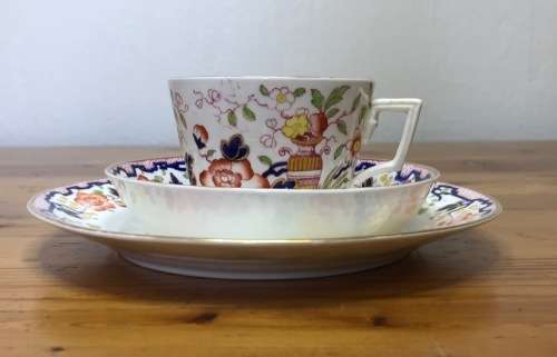 HARVEY ADAMS and Co. IMARI PATTERN LONGTON ENGLAND TEA? COFFEE? 4 x TRIO`s RARE ABSOLUTELY STUNNING!