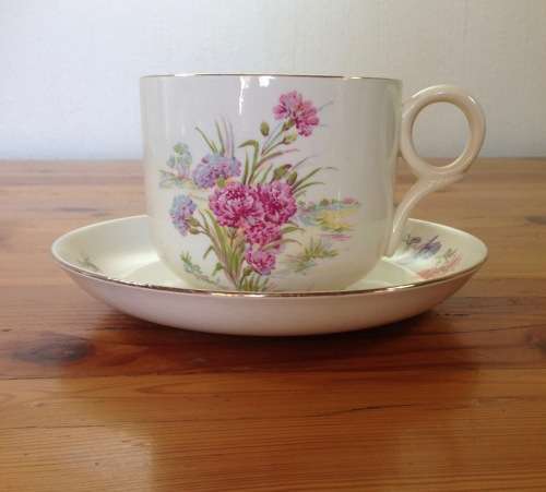 Royal Winton Grimwades GIANT CUP and SAUCER ENGLAND 1938 Floral FLOWERS!! COFFEE!! TEA!!