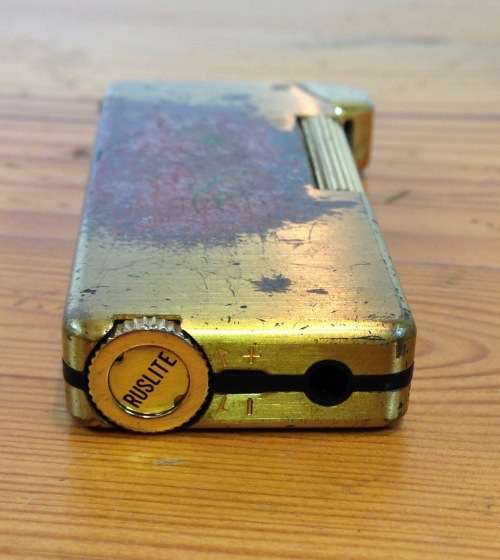 LIGHTER=PIPE=GOLD COLOUR=RUSLITE=PLEASE READ CONDITION=CIGARETTE=CIGAR=SMOKING.