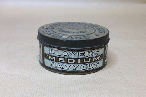 JOHN PLAYER and SONS=MEDIUM NAVY CUT=TOBACCO and CIGARETTES TIN=LOCKABLE=ENGLAND=NOTTINGHAM CASTLE