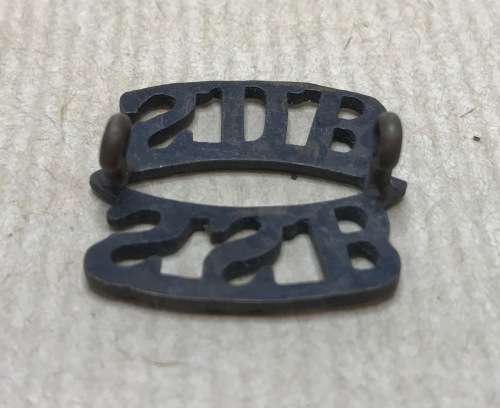 SADF BADGE=WWII SPECIAL SERVICE BATTALION TITLE BADGE=WORLD WAR TWO=BRASS.