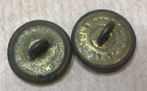 ROYAL AIRFORCE KING`s CROWN 2 x Military Brass Uniform Buttons 16mm diameter 1 Red ENGLAND