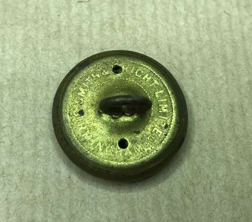ROYAL AIRFORCE KING`s CROWN 5 x Military Brass Uniform Buttons 25mm diameter ENGLAND GREAT BRITAIN.