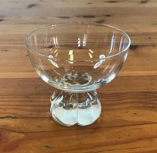 CRYSTAL BOWL=FOUR LEAF CLOVER SAHPED FOOT=SWEETS=NUTS=SNACKS!!=STUNNING!!!