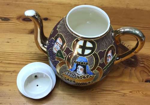 SATSUMA JAPANESE TEA set 21 Piece ORIENTAL SHIMAZU CLAN GEISHA TEAPOT MILK JUG LIDDED SUGAR 8 DUOS