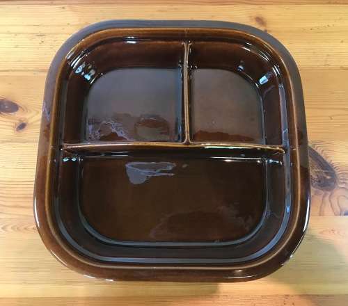 OVEN DISH TRAY SQUARE BROWN with 3 COMPARTMENTS SERVE 3 different VEGETABLES/MEATS MADE in the USA.