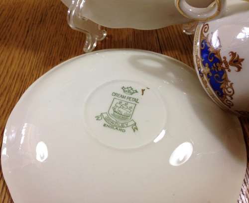 GRINDLEY TEA=JANIQUE PATTERN=MILK/CREAMER=SUGAR=5 TRIOS=17 pieces=1954 on.