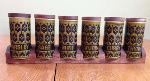 KITCHEN CONTAINERS - SPICE RACKS x 2 - 10 SMALL UNITS 2 Larger FLOUR + SUGAR HORNSEA ENGLAND retro!!