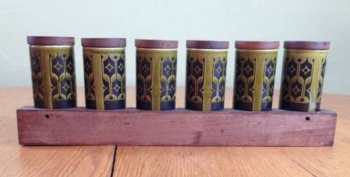 KITCHEN CONTAINERS - SPICE RACKS x 2 - 10 SMALL UNITS 2 Larger FLOUR + SUGAR HORNSEA ENGLAND retro!!