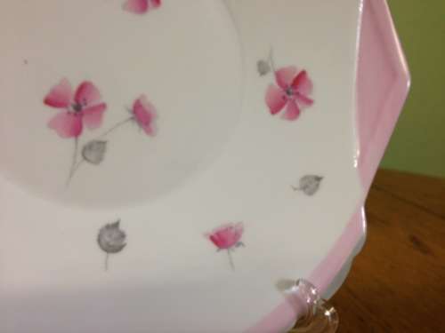 SHELLEY CAKE PLATE PINK CLOVERS GREY LEAVES C12300 1934 England RN795072 STUNNING!!!