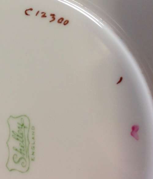 SHELLEY CAKE PLATE PINK CLOVERS GREY LEAVES C12300 1934 England RN795072 STUNNING!!!
