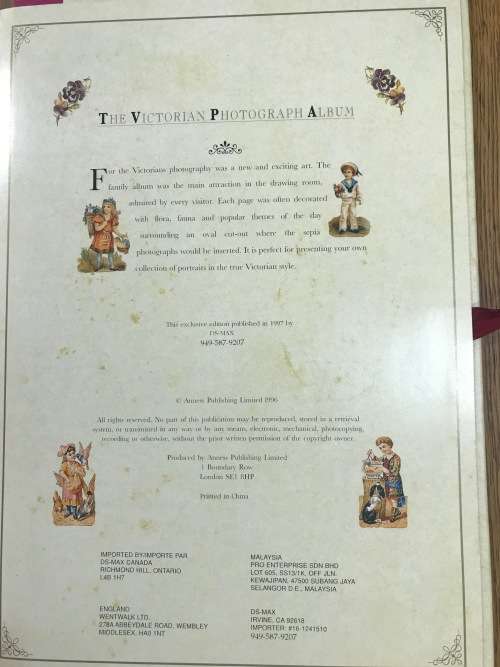 THE VICTORIAN PHOTOGRAPH ALBUM=PHOTO'S=1997.