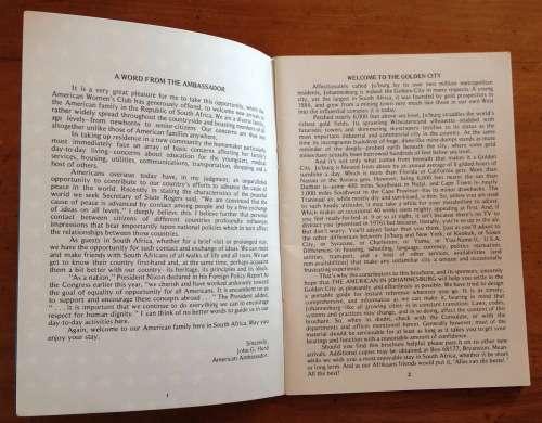 BROCHURE INFORMATION AN AMERICAN IN JOHANNESBURG THE AMERICAN WOMENS CLUB 50 pages.