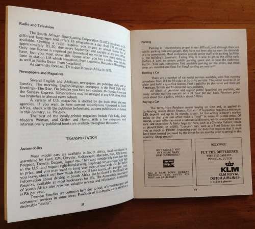 BROCHURE INFORMATION AN AMERICAN IN JOHANNESBURG THE AMERICAN WOMENS CLUB 50 pages.
