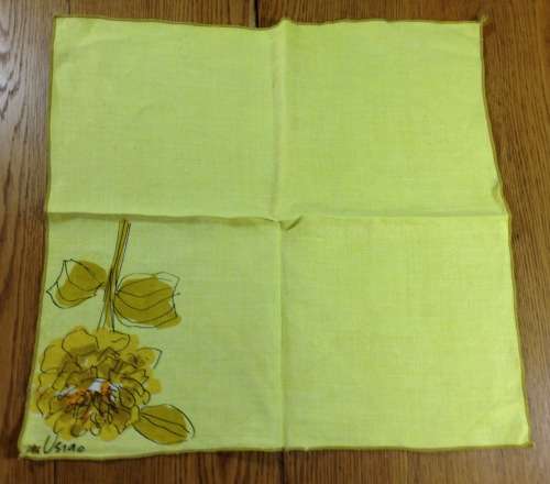 SERVIETTES x 3 NAPKINS MATERIAL CLOTH FLORAL FLOWERS yellow brown.
