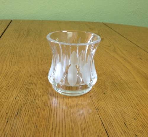 ROYAL DOULTON CRYSTAL VASE SMALL PERFECT!!! ORIGINAL BOX stunning gift!!! FLOWERS