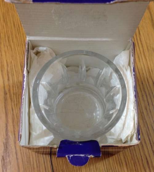 ROYAL DOULTON CRYSTAL VASE SMALL PERFECT!!! ORIGINAL BOX stunning gift!!! FLOWERS