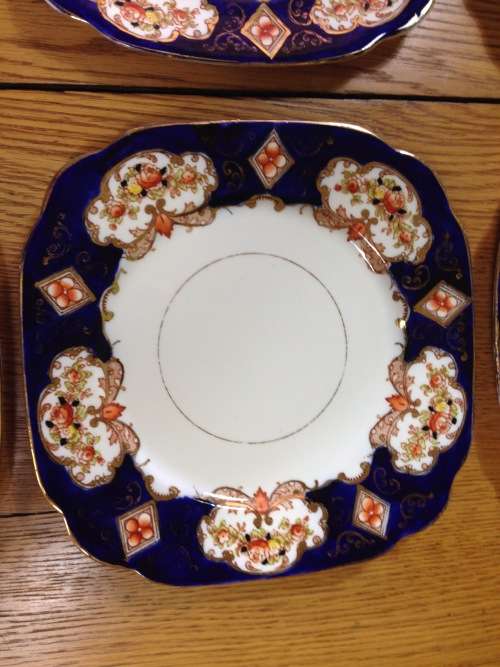 ROYAL ALBERT DERBY IMARI STYLE SQUARE ENTREE SALAD DESSERT PLATES x 8 CROWN CHINA 1917-1925 ENGLAND