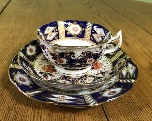 MAGNIFICENT IMARI TEA SET 40pc STEPHEN CLIVE? DERBY STYLE ENGLAND 12x TRIOS 2x CAKE Large MILK SUGAR
