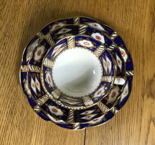 MAGNIFICENT IMARI TEA SET 40pc STEPHEN CLIVE? DERBY STYLE ENGLAND 12x TRIOS 2x CAKE Large MILK SUGAR