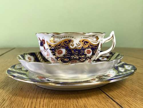 MAGNIFICENT IMARI TEA SET 40pc STEPHEN CLIVE? DERBY STYLE ENGLAND 12x TRIOS 2x CAKE Large MILK SUGAR