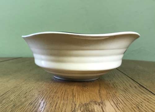 ROYAL DOULTON THE GLEANERS BOWL D6123 Shape 1018 1940 ENGLAND