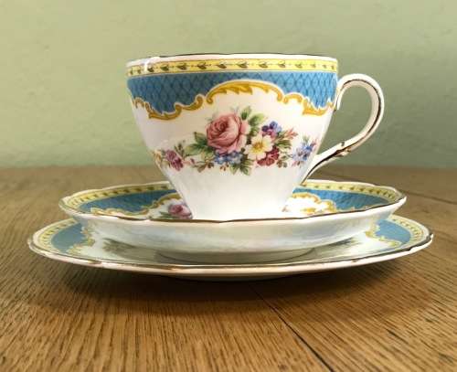 TEA TRIO=E. BRAIN and Co=FOLEY WORKS=Pattern 2700=WINDSOR BLUE=1936-48=FENTON=STAFFORDSHIRE=ENGLAND.