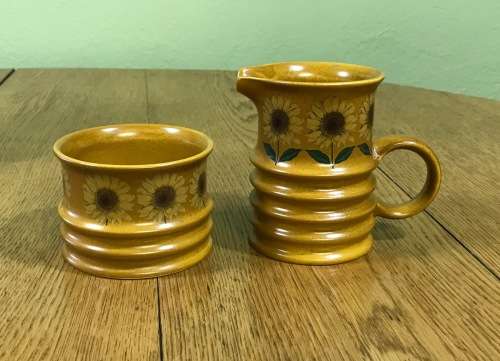 COFFEE SET=CARLTONWARE=CARLTON WARE=ART DECO=RETRO=SUNFLOWER DESIGN=2922=1960-70=14 pieces=UNUSUAL!!