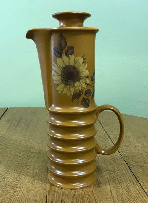 COFFEE SET=CARLTONWARE=CARLTON WARE=ART DECO=RETRO=SUNFLOWER DESIGN=2922=1960-70=14 pieces=UNUSUAL!!