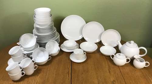 ARZBERG=DINNER & TEA SERVICE=76 PIECES=8 PLACE SETTING=ICE WHITE=GERMANY=AWESOME=PRACTICAL=SIMPLE!!!