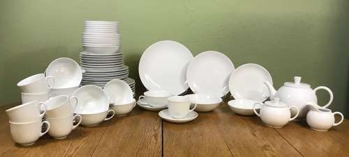 ARZBERG=DINNER & TEA SERVICE=76 PIECES=8 PLACE SETTING=ICE WHITE=GERMANY=AWESOME=PRACTICAL=SIMPLE!!!