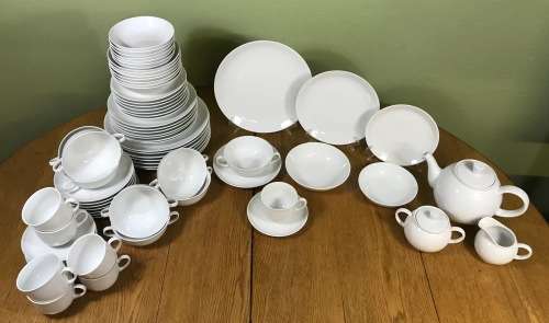 ARZBERG=DINNER & TEA SERVICE=76 PIECES=8 PLACE SETTING=ICE WHITE=GERMANY=AWESOME=PRACTICAL=SIMPLE!!!