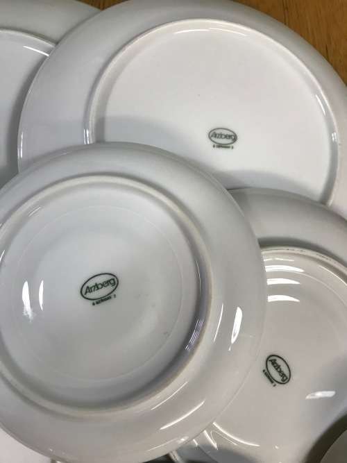 ARZBERG=DINNER & TEA SERVICE=76 PIECES=8 PLACE SETTING=ICE WHITE=GERMANY=AWESOME=PRACTICAL=SIMPLE!!!