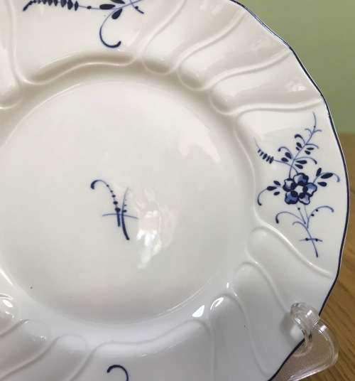 VILLEROY & BOCH=VIEUX LUXEMBOURG PATTERN=SIDE/CAKE PLATE=MADE IN LUXEMBOURG=GERMANY=BLUE and WHITE!!