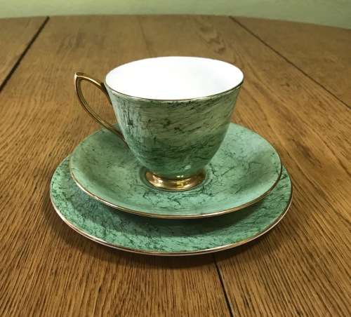 ROYAL ALBERT=GOSSAMER=TRIO=GREEN=TEA CUP=SAUCER=CAKE/SIDE PLATE=3 Piece=SMOOTH (cup) SHAPE 1=1950's