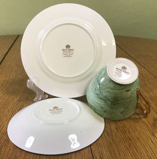 ROYAL ALBERT=GOSSAMER=TRIO=GREEN=TEA CUP=SAUCER=CAKE/SIDE PLATE=3 Piece=SMOOTH (cup) SHAPE 1=1950's