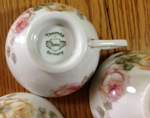 THOMAS=GERMANY=DEMITASSE=EXPRESSO=COFFEE=6 CUPS + 6 SAUCERS=FLOWERS=ROSES=STUNNING FINE PORCELAIN!!!