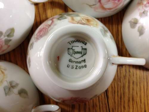 THOMAS=GERMANY=DEMITASSE=EXPRESSO=COFFEE=6 CUPS + 6 SAUCERS=FLOWERS=ROSES=STUNNING FINE PORCELAIN!!!