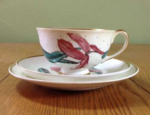 Susie Cooper Tiger Lily Trio Footed Tea Cup Flower Orchid Post-1950