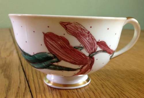 Susie Cooper Tiger Lily Trio Footed Tea Cup Flower Orchid Post-1950