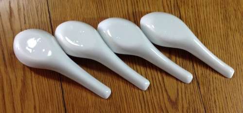 ORIENTAL PORCELAIN CHINESE? TAIWANESE? RICE BOWLS x 4 SPOONS x 4 Blue & White Dragon Pattern!!!!