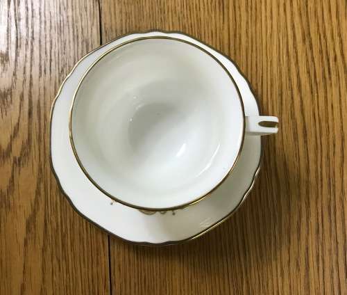 ROYAL WORCESTER ENGLAND DEMITASSE COFFEE Cup & Saucer GOLD CHANTILLY PATTERN EXPRESSO!!!