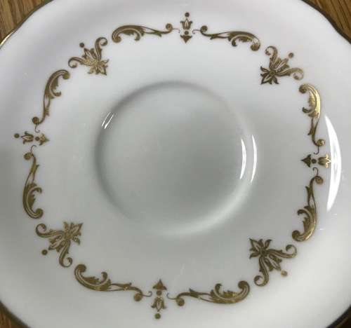 ROYAL WORCESTER ENGLAND DEMITASSE COFFEE Cup & Saucer GOLD CHANTILLY PATTERN EXPRESSO!!!