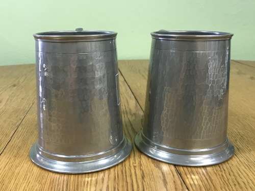 SERANCO PEWTER=LEAD FREE=TANKARDS x 2=BEER MUGS=HAMMERED PATTERN=BLANK SQUARE to ENGRAVE MESSAGE!!!!