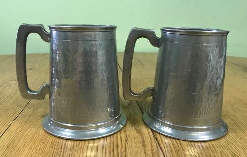SERANCO PEWTER=LEAD FREE=TANKARDS x 2=BEER MUGS=HAMMERED PATTERN=BLANK SQUARE to ENGRAVE MESSAGE!!!!