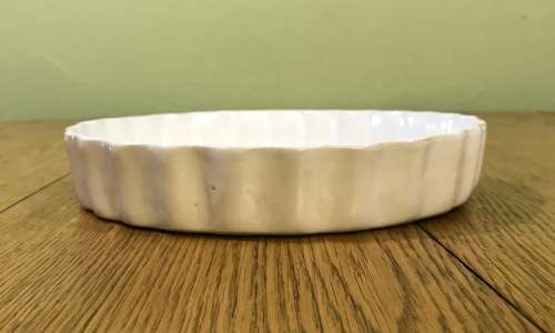 RHODESIAN ROUND CREME BRULEE DISH with WOOTTY`S RECIPE NORBEL POTTERIES SALISBURY RHODESIA 60`s-70`s